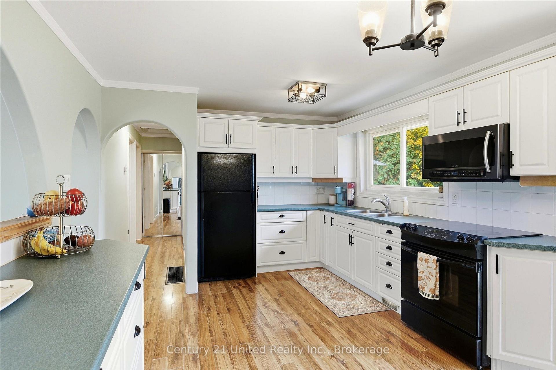 Photo 9 of 1502 Eleventh Line, Selwyn — HOMEH