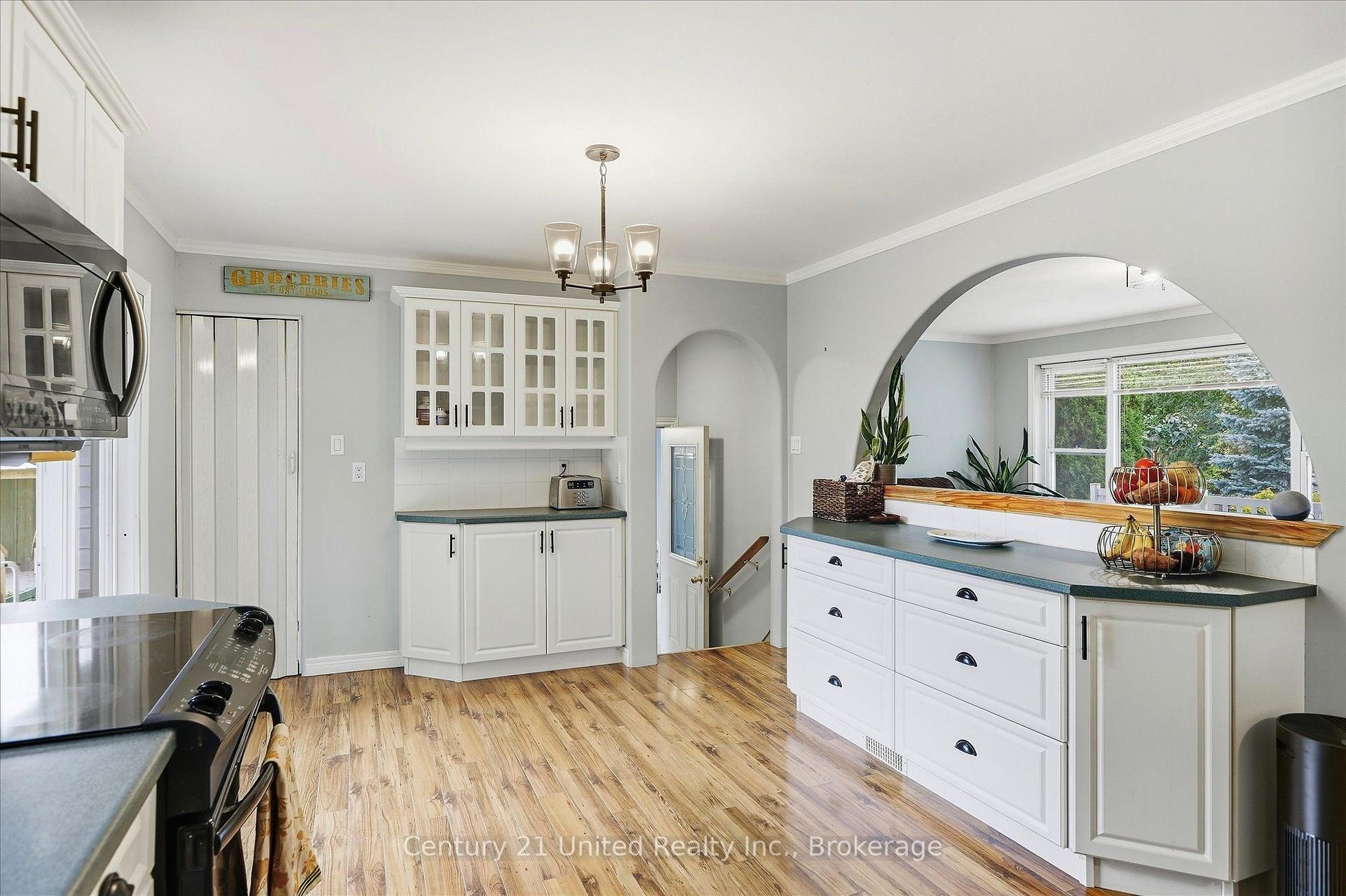 Photo 12 of 1502 Eleventh Line, Selwyn — HOMEH
