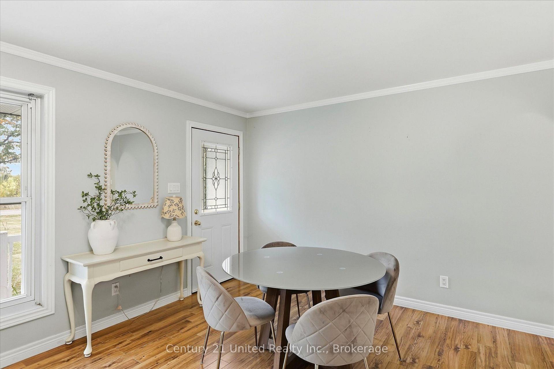 Photo 15 of 1502 Eleventh Line, Selwyn — HOMEH