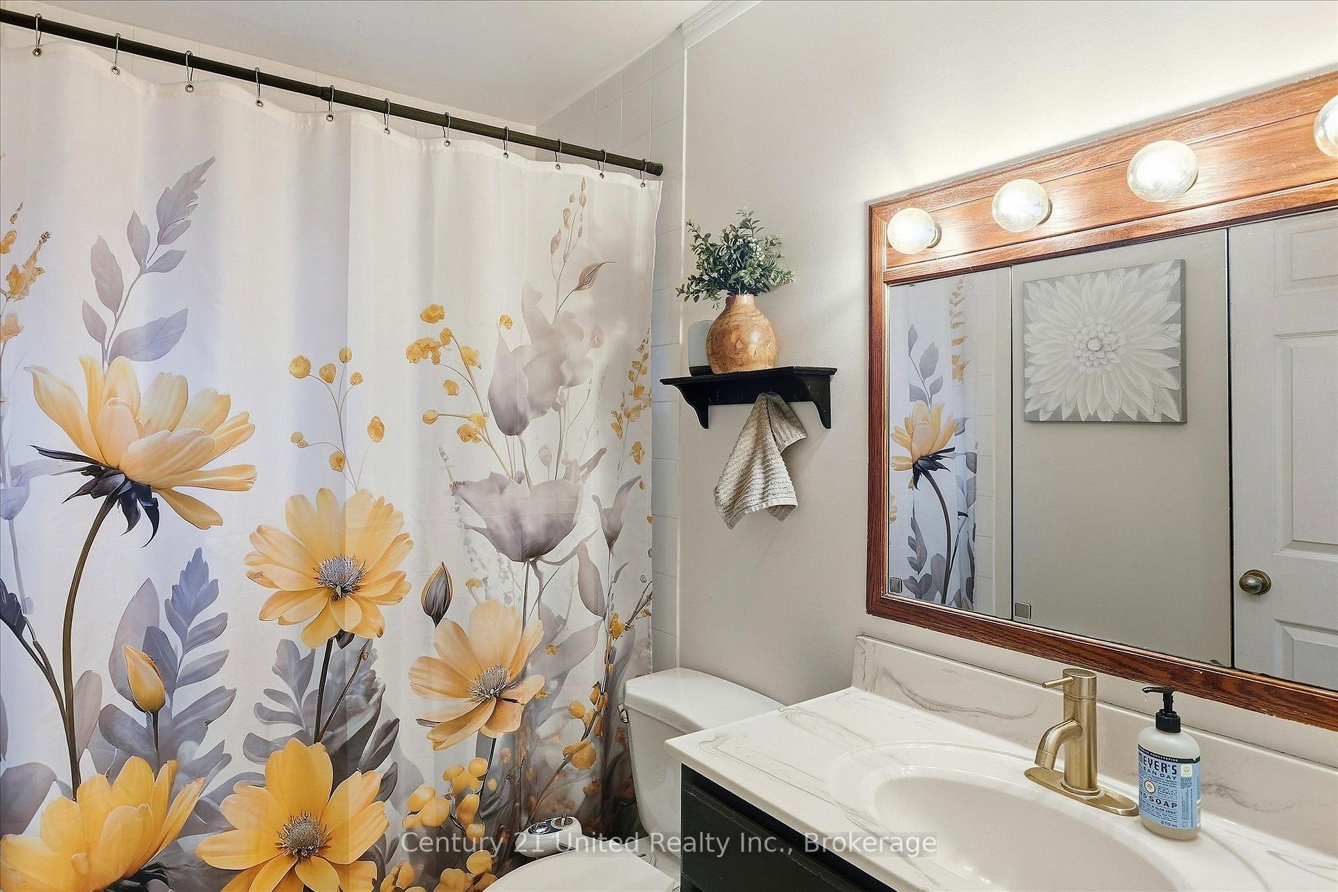 Photo 23 of 1502 Eleventh Line, Selwyn — HOMEH