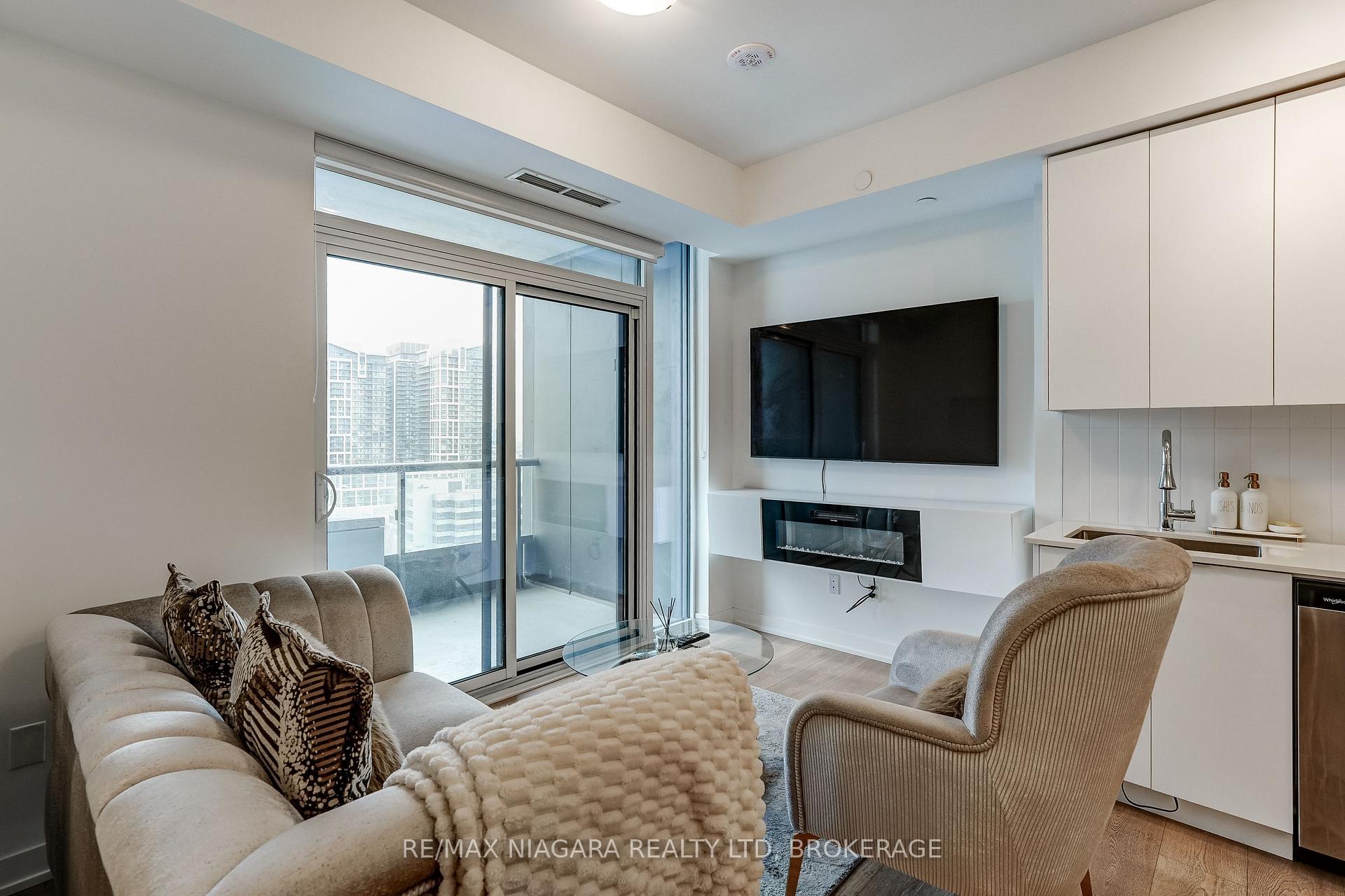 Photo 12 of Unit 1419, 10 Abeja Street, Vaughan, Concord — HOMEH