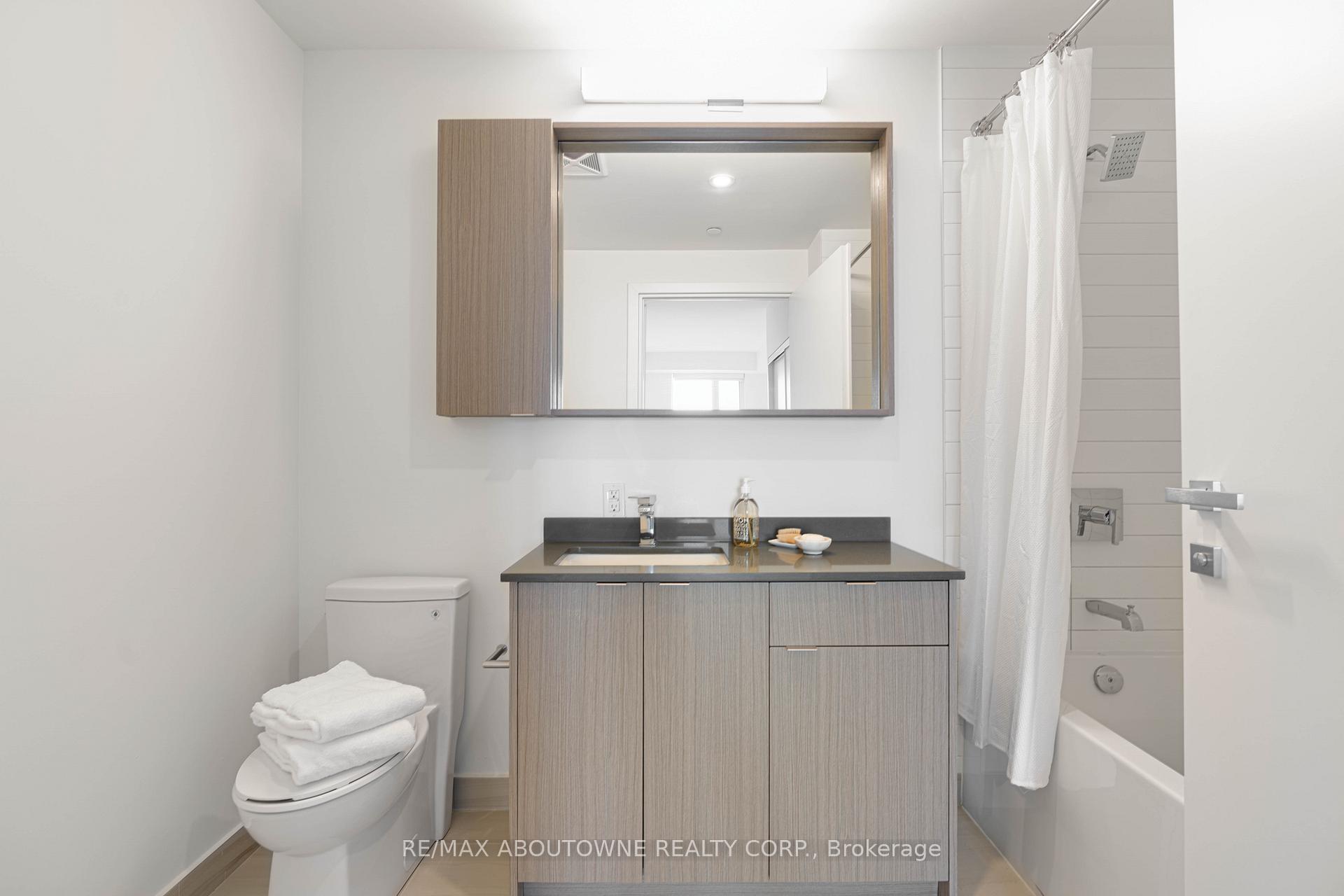 Photo 9 of Unit B0721, 133 Bronte Road, Oakville, Bronte — HOMEH