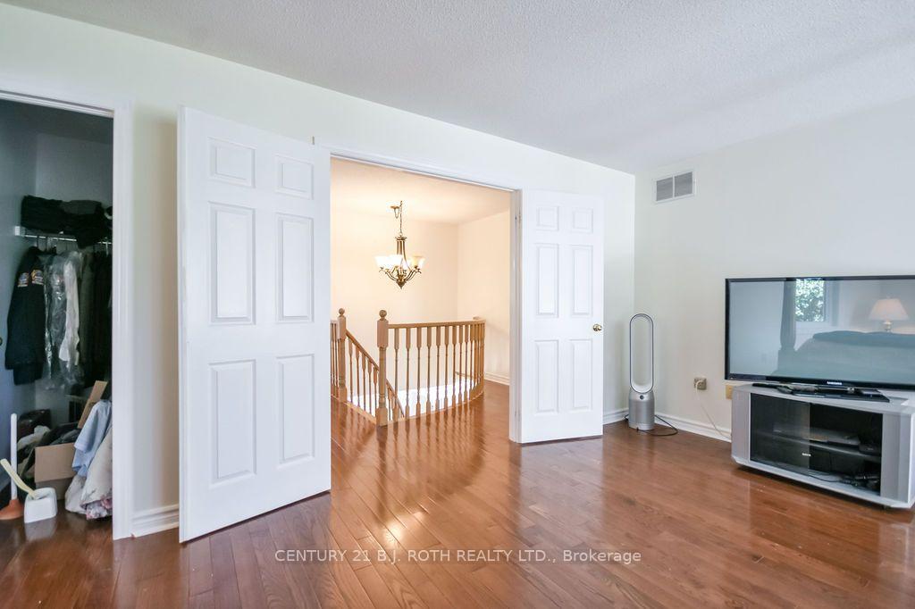 Photo 19 of 24 Grand Forest Drive, Barrie, Bayshore — HOMEH