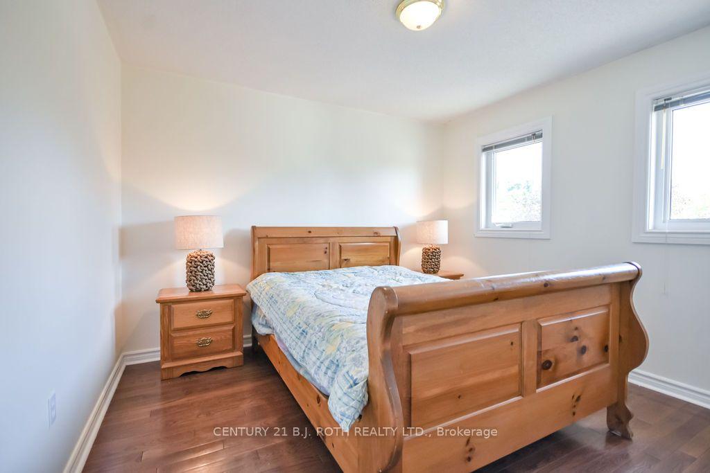Photo 27 of 24 Grand Forest Drive, Barrie, Bayshore — HOMEH
