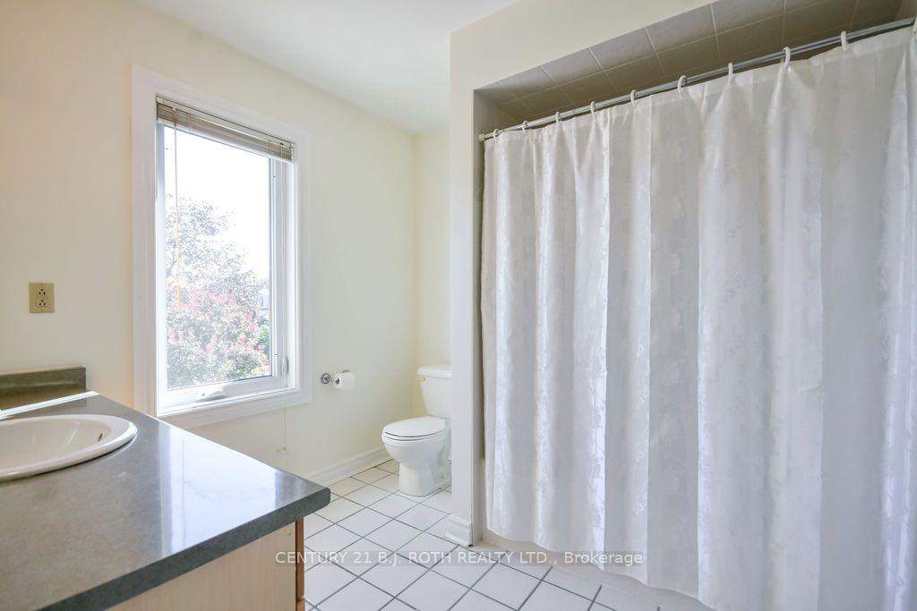 Photo 29 of 24 Grand Forest Drive, Barrie, Bayshore — HOMEH