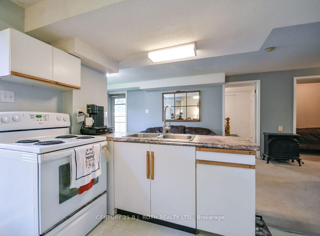 Photo 42 of 24 Grand Forest Drive, Barrie, Bayshore — HOMEH