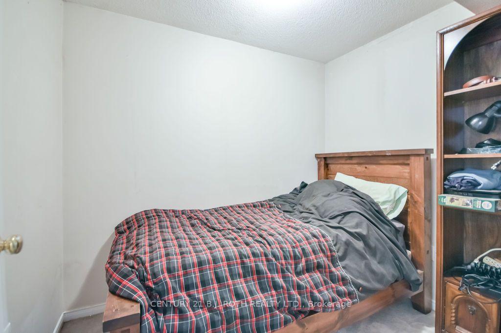 Photo 46 of 24 Grand Forest Drive, Barrie, Bayshore — HOMEH
