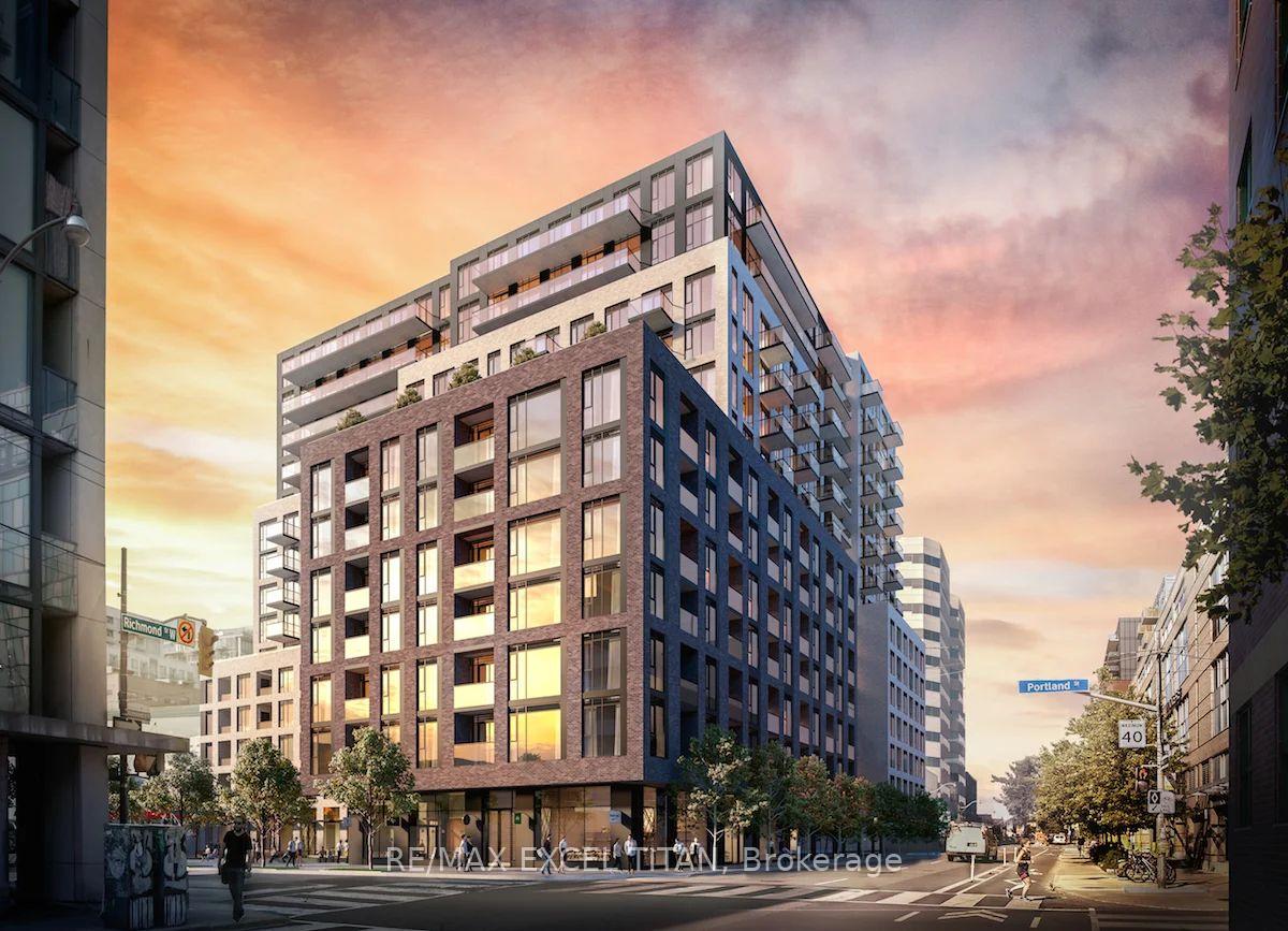 Front of Unit 211, 543 Richmond Street W
