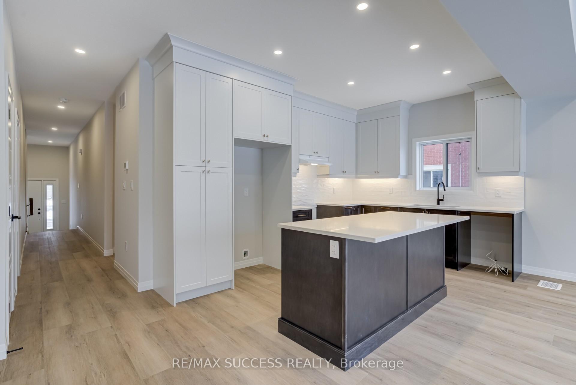 Photo 11 of 147 Siebert Avenue, Kitchener, Vanier - Kitchener — HOMEH