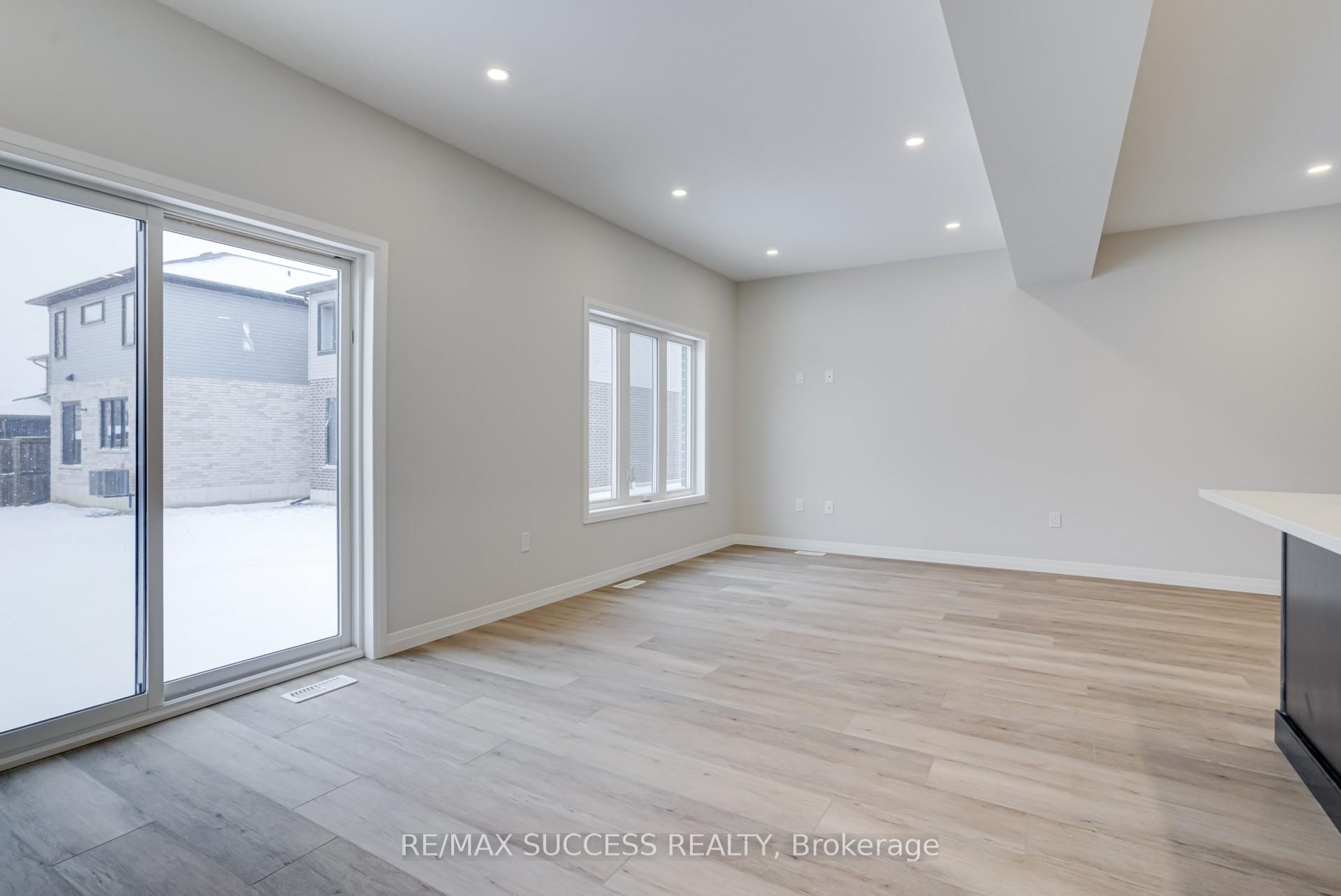 Photo 15 of 147 Siebert Avenue, Kitchener, Vanier - Kitchener — HOMEH