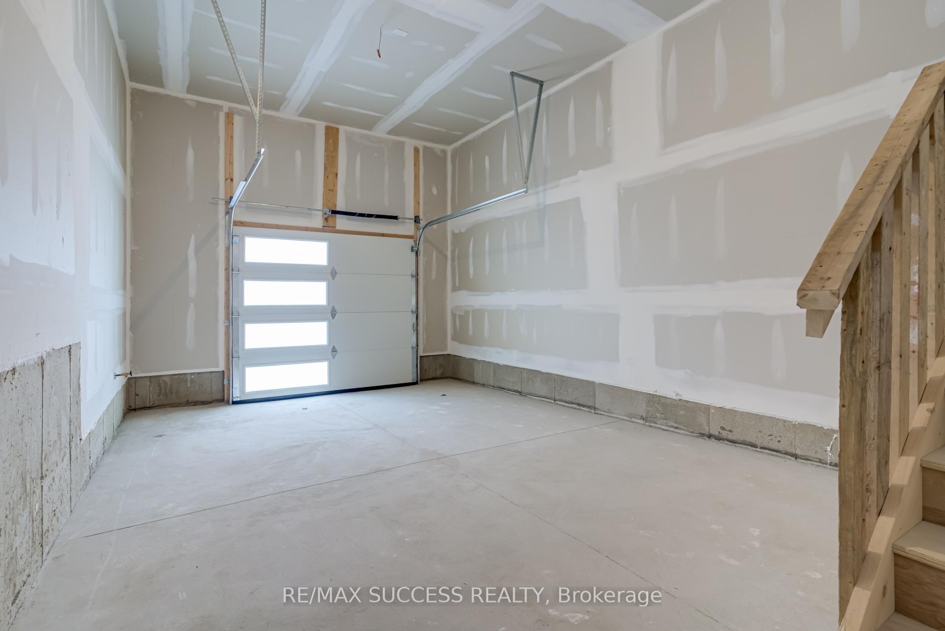 Photo 22 of 147 Siebert Avenue, Kitchener, Vanier - Kitchener — HOMEH