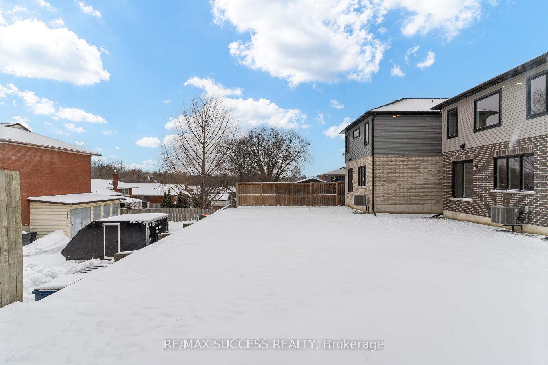 Photo 45 of 147 Siebert Avenue, Kitchener, Vanier - Kitchener — HOMEH