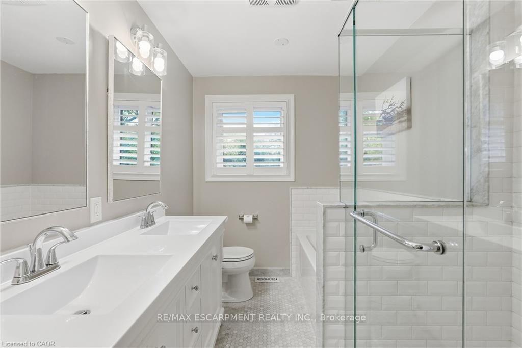 Photo 17 of 194 Foxbar Road, Burlington, Appleby — HOMEH