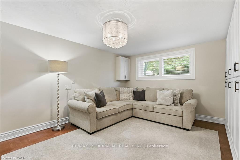 Photo 18 of 194 Foxbar Road, Burlington, Appleby — HOMEH