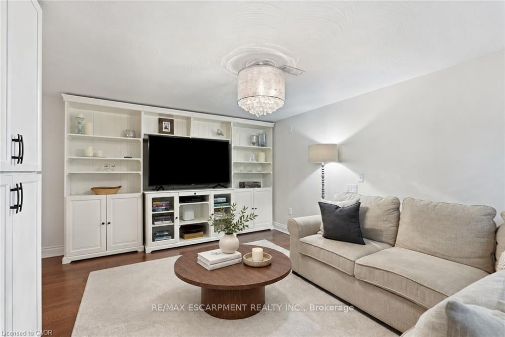 Photo 20 of 194 Foxbar Road, Burlington, Appleby — HOMEH