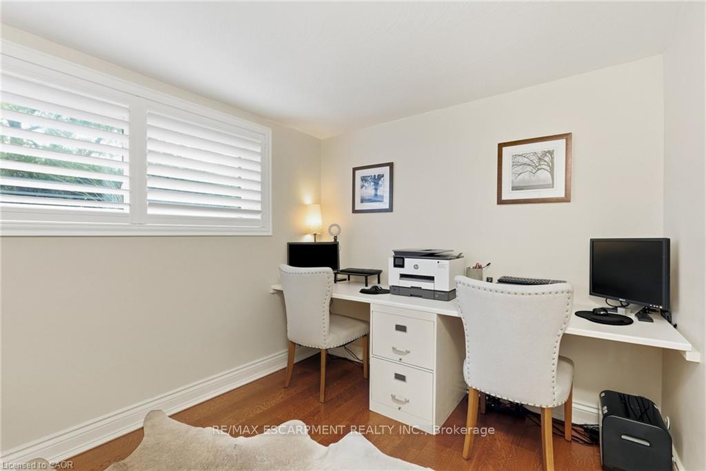 Photo 22 of 194 Foxbar Road, Burlington, Appleby — HOMEH