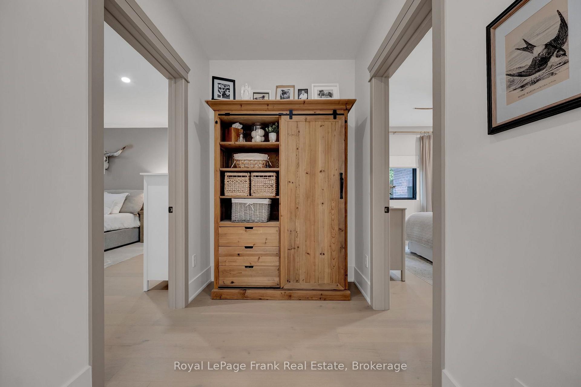 Photo 14 of 663 Ford Crescent, Cavan Monaghan, Cavan Twp — HOMEH