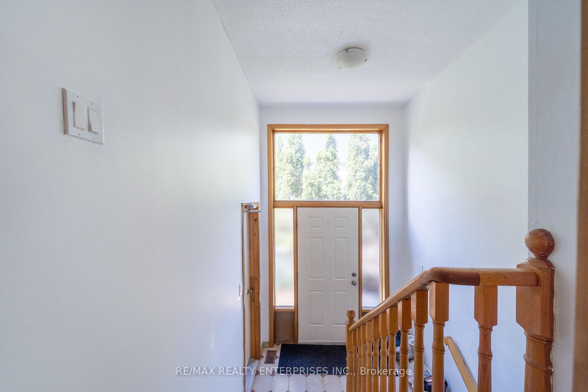 Photo 24 of 1351 Haig Boulevard, Mississauga, Lakeview — HOMEH
