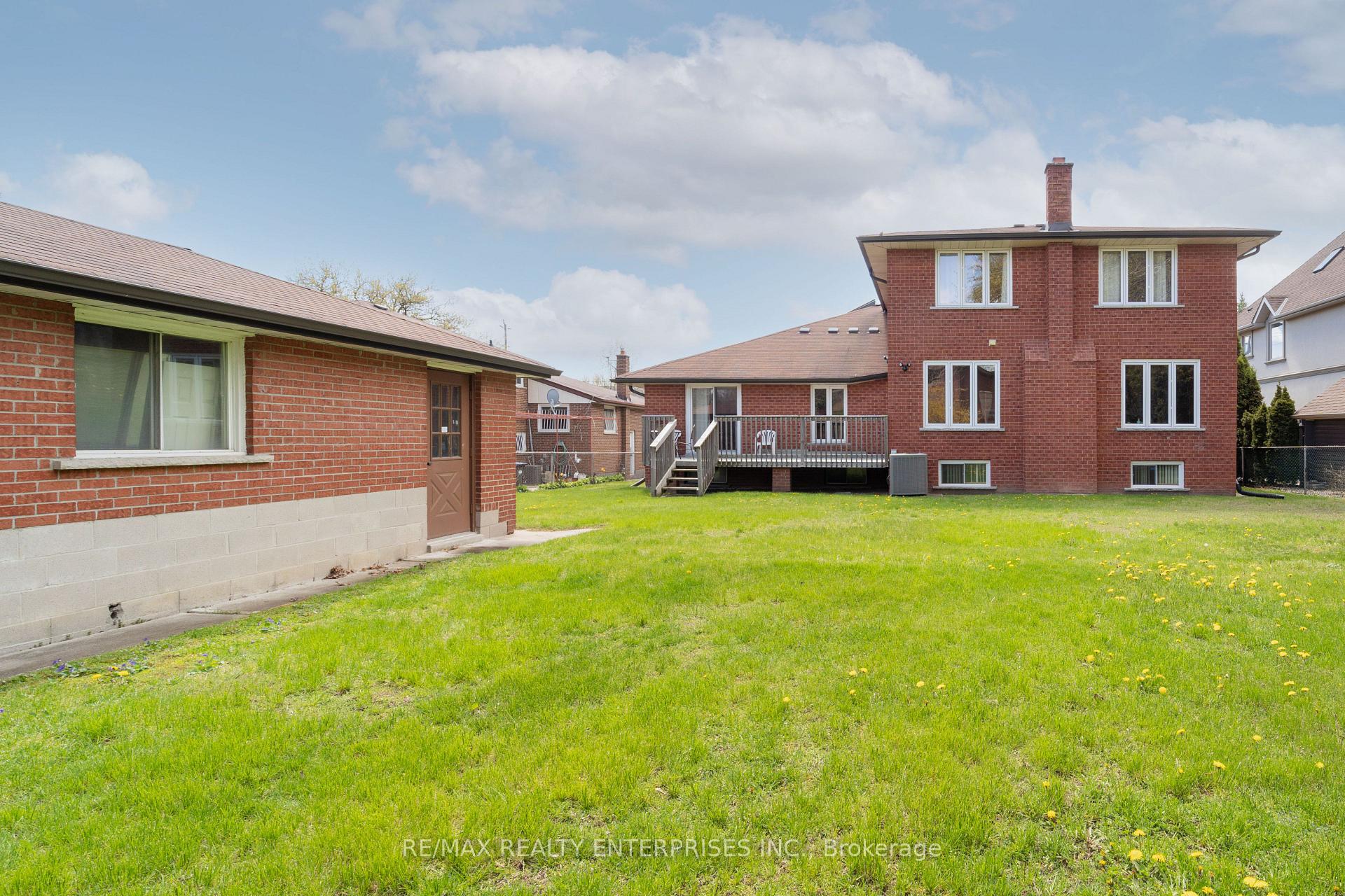 Photo 32 of 1351 Haig Boulevard, Mississauga, Lakeview — HOMEH