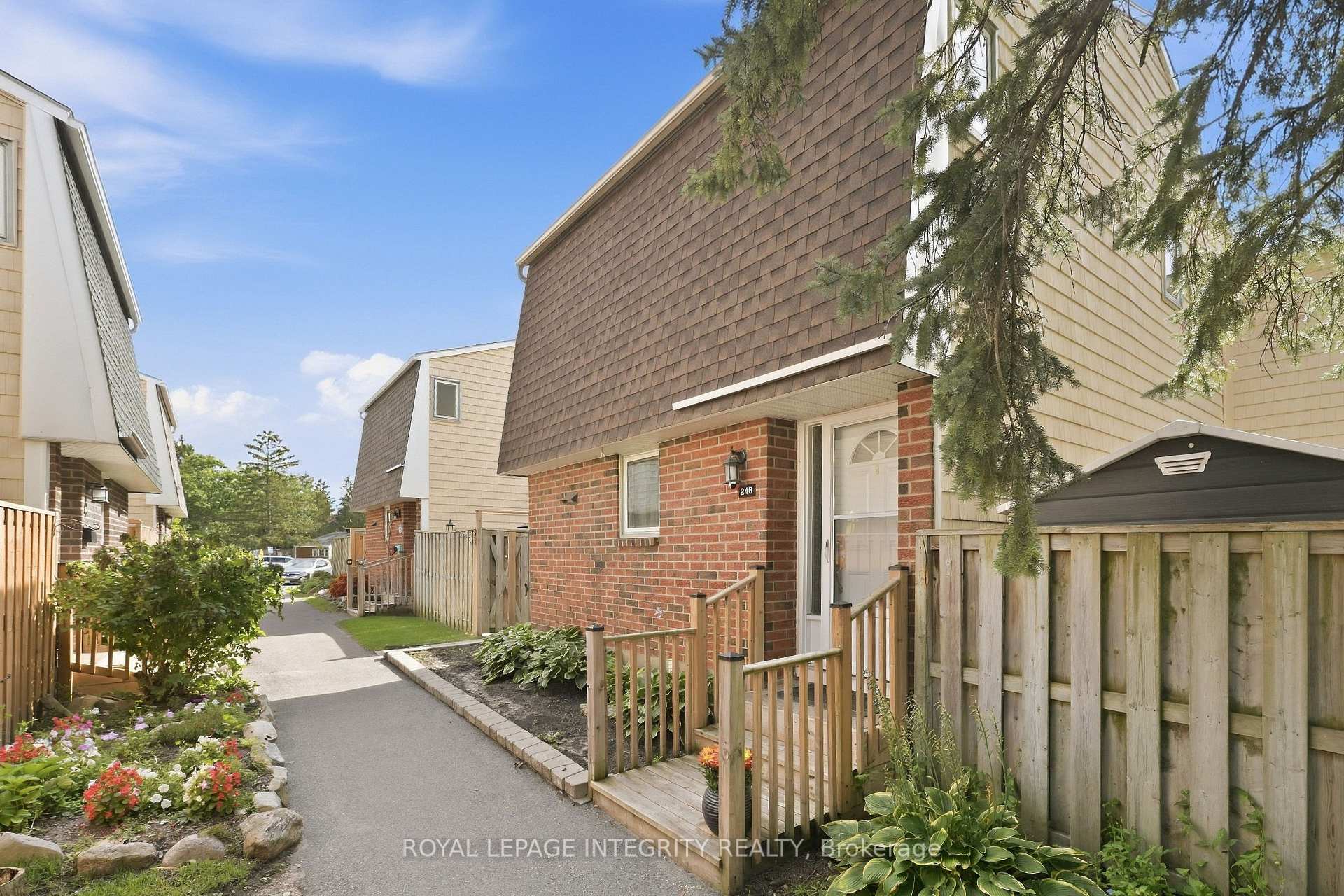 Photo 3 of 248 Salter Crescent, Ottawa, Kanata - Beaverbrook — HOMEH