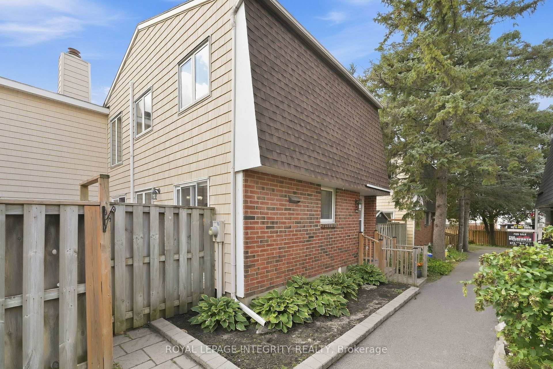 Photo 4 of 248 Salter Crescent, Ottawa, Kanata - Beaverbrook — HOMEH