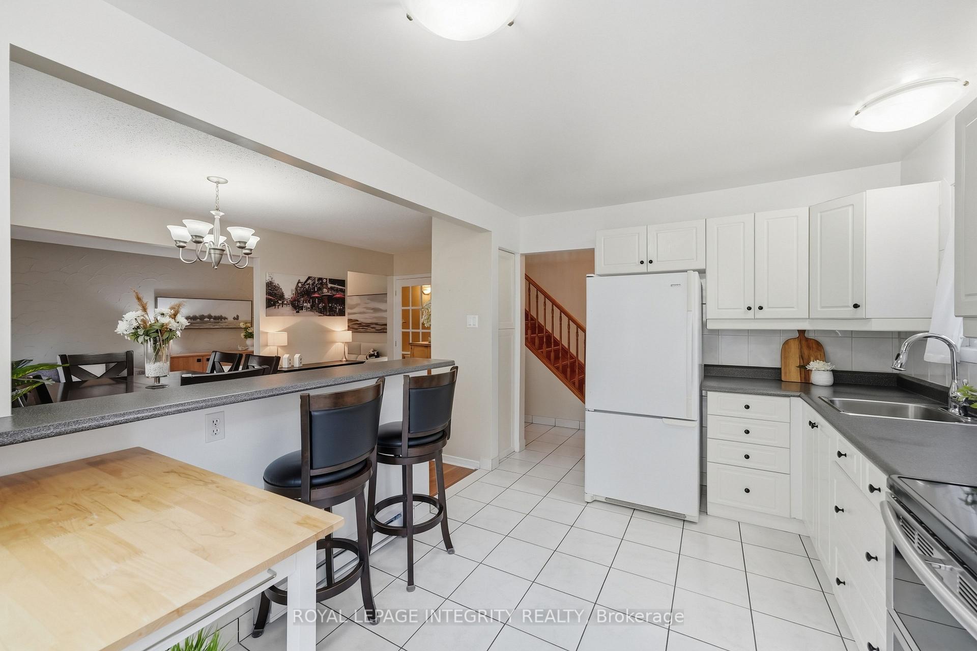 Photo 9 of 248 Salter Crescent, Ottawa, Kanata - Beaverbrook — HOMEH