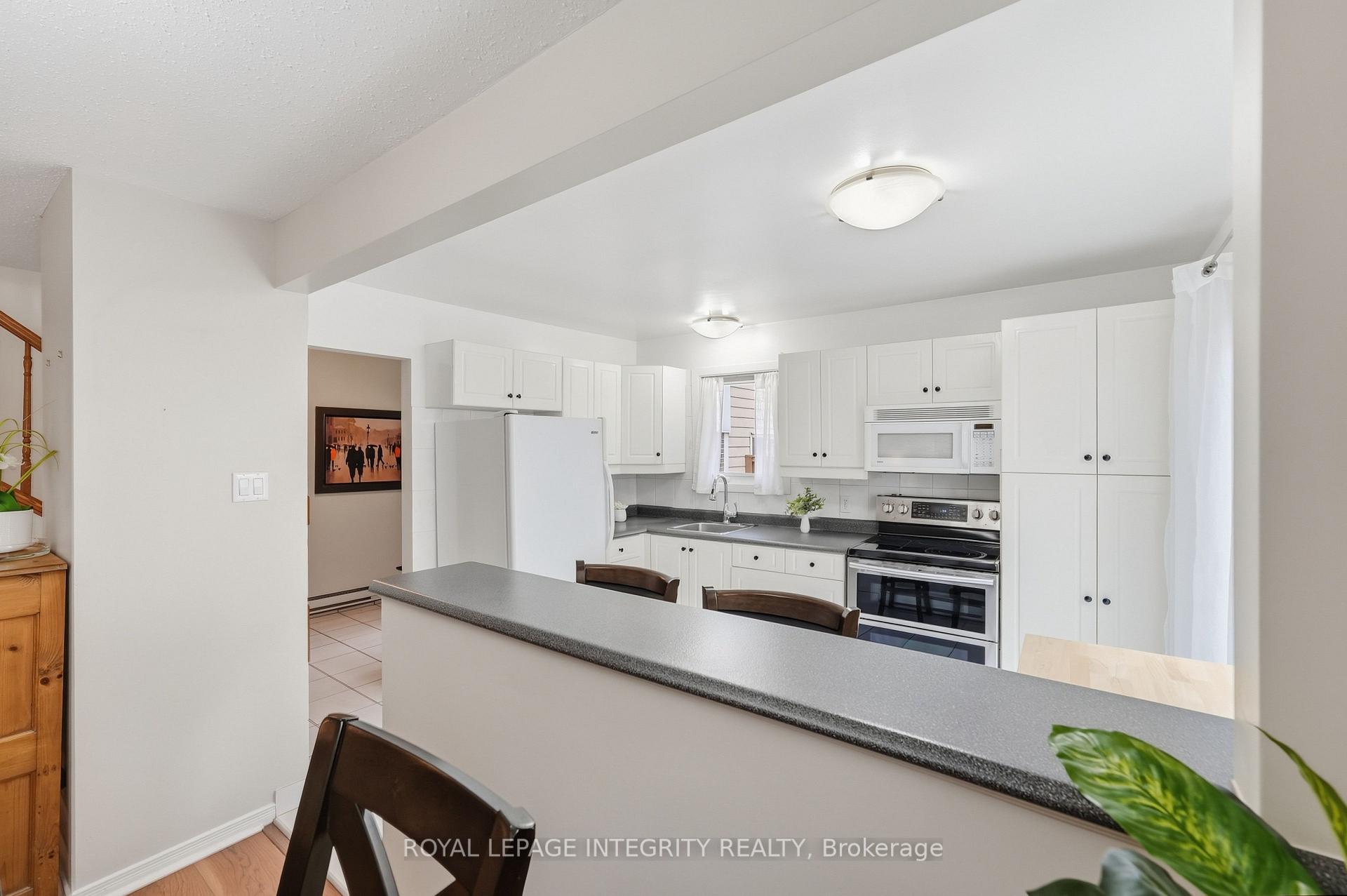Photo 10 of 248 Salter Crescent, Ottawa, Kanata - Beaverbrook — HOMEH