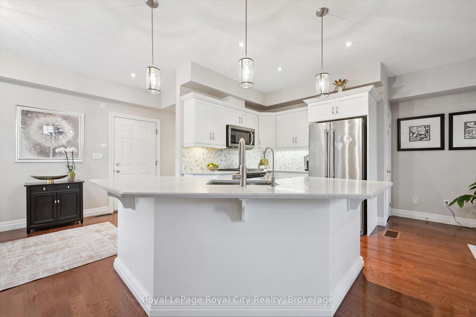 Photo 11 of Unit 6, 12 Glasgow Street S, Guelph, Downtown — HOMEH