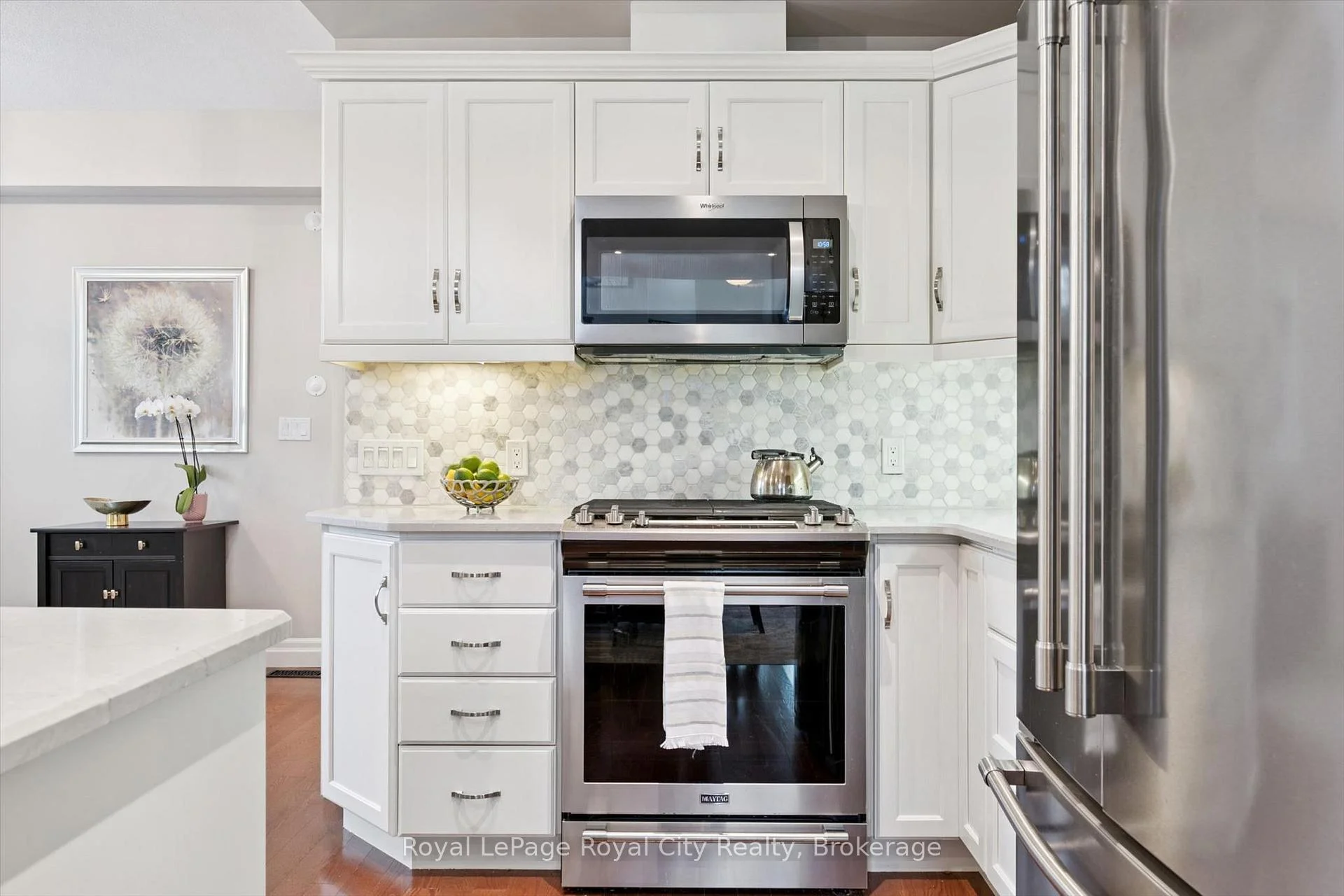 Photo 16 of Unit 6, 12 Glasgow Street S, Guelph, Downtown — HOMEH