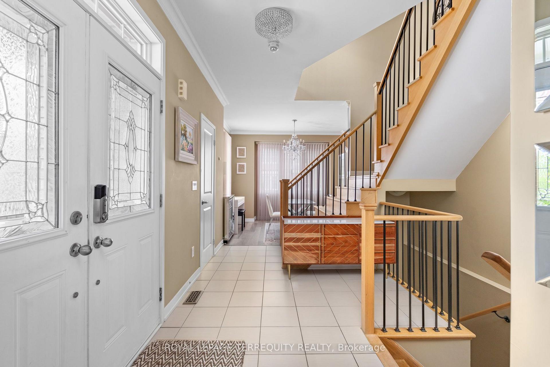 Photo 15 of 22 Harcourt Street, Vaughan, Patterson — HOMEH