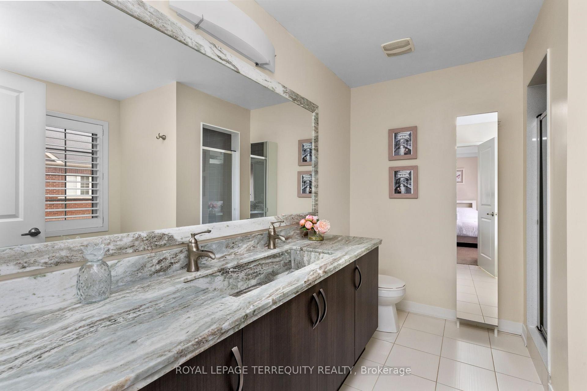 Photo 26 of 22 Harcourt Street, Vaughan, Patterson — HOMEH