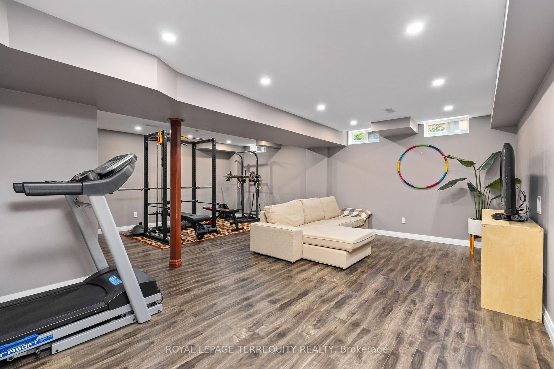 Photo 31 of 22 Harcourt Street, Vaughan, Patterson — HOMEH