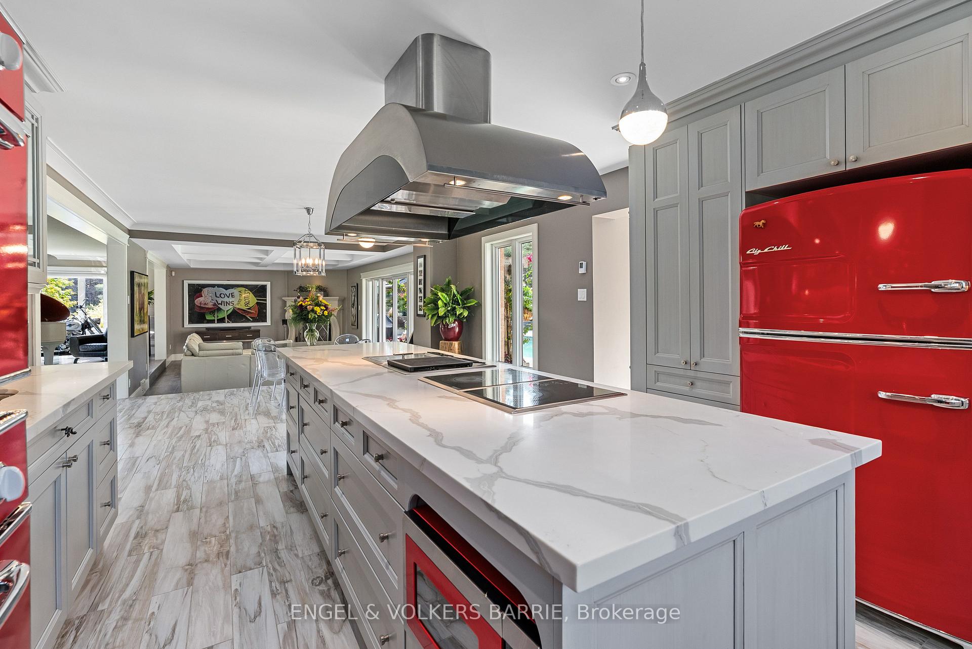 Photo 11 of 419 Goodwood Road, Uxbridge, Rural Uxbridge — HOMEH