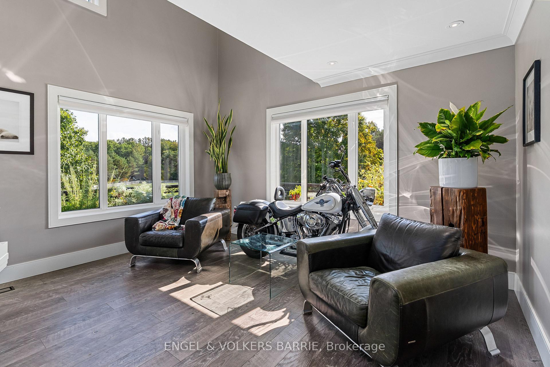 Photo 16 of 419 Goodwood Road, Uxbridge, Rural Uxbridge — HOMEH