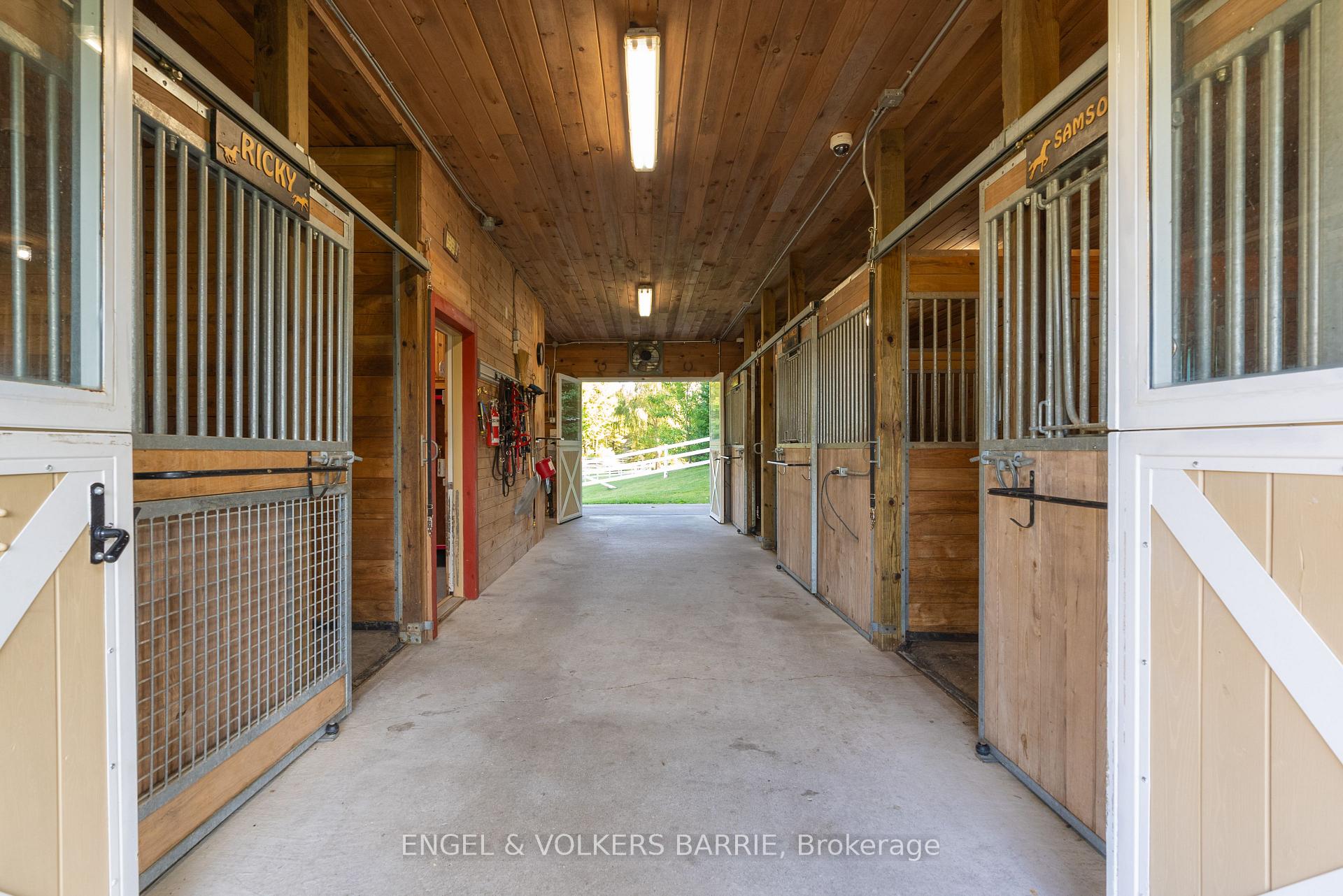 Photo 26 of 419 Goodwood Road, Uxbridge, Rural Uxbridge — HOMEH