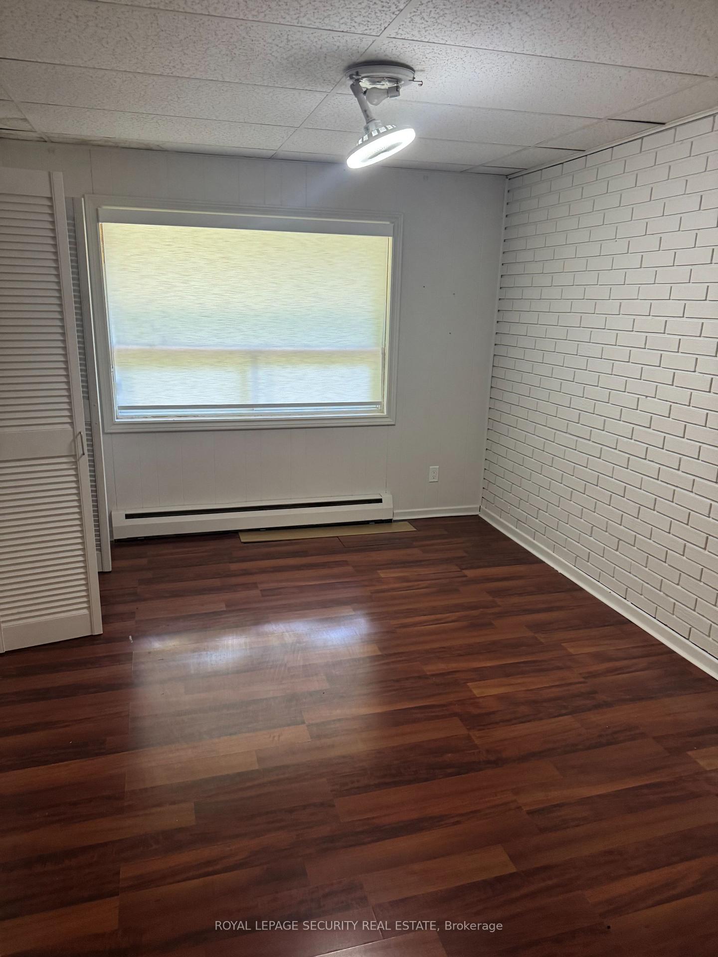 Photo 2 of Unit Lower B, 10432 Islington Avenue, Vaughan, Kleinburg — HOMEH