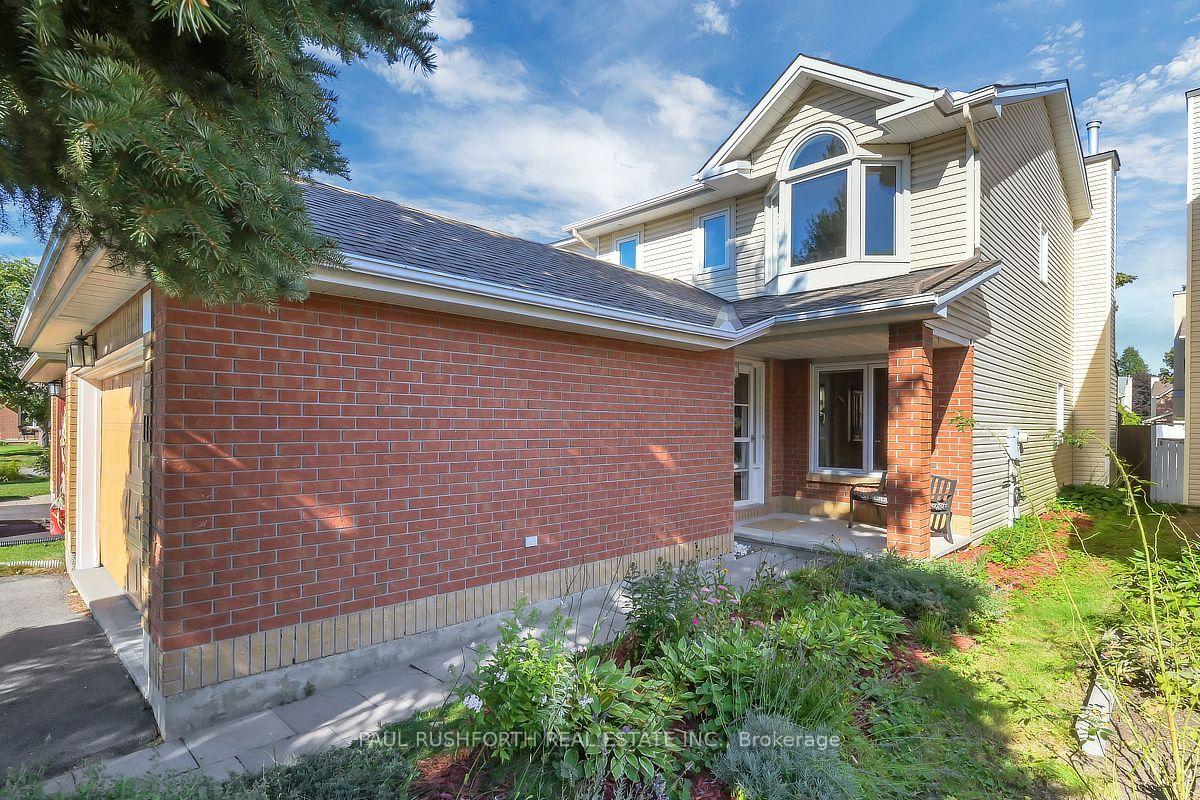 Photo 2 of 11 Avonhurst Avenue, Ottawa, Barrhaven - Longfields — HOMEH
