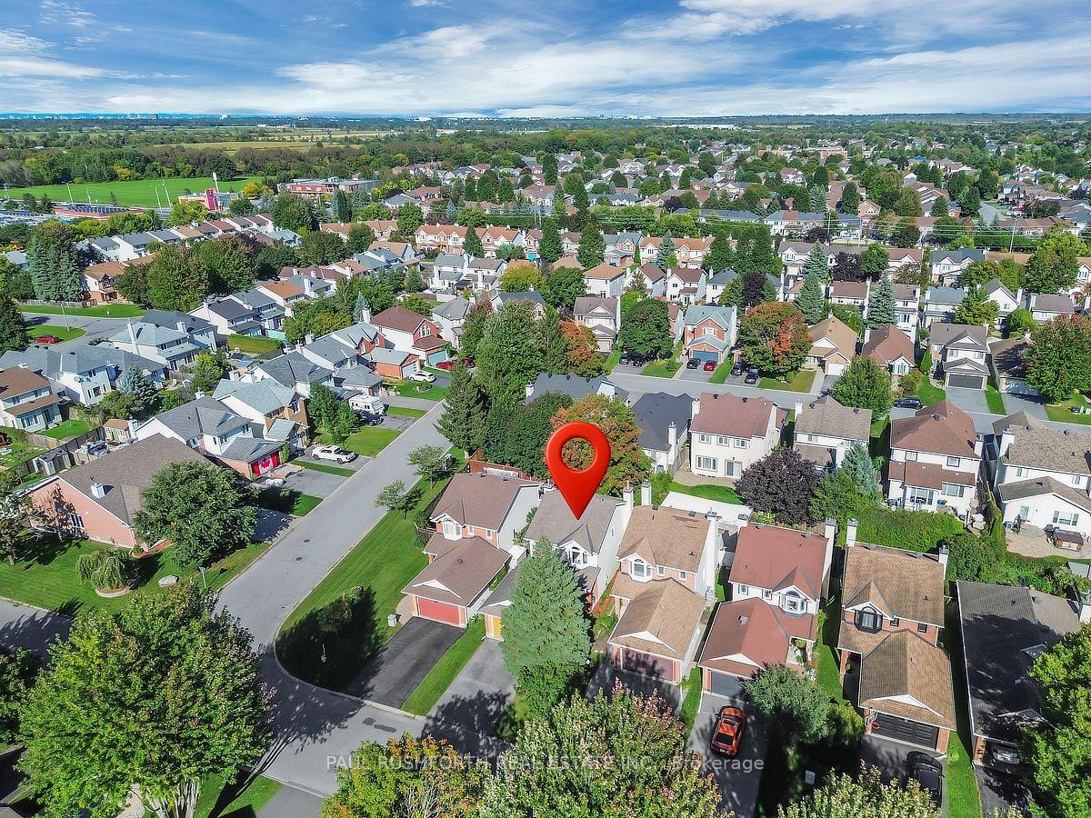 Photo 4 of 11 Avonhurst Avenue, Ottawa, Barrhaven - Longfields — HOMEH