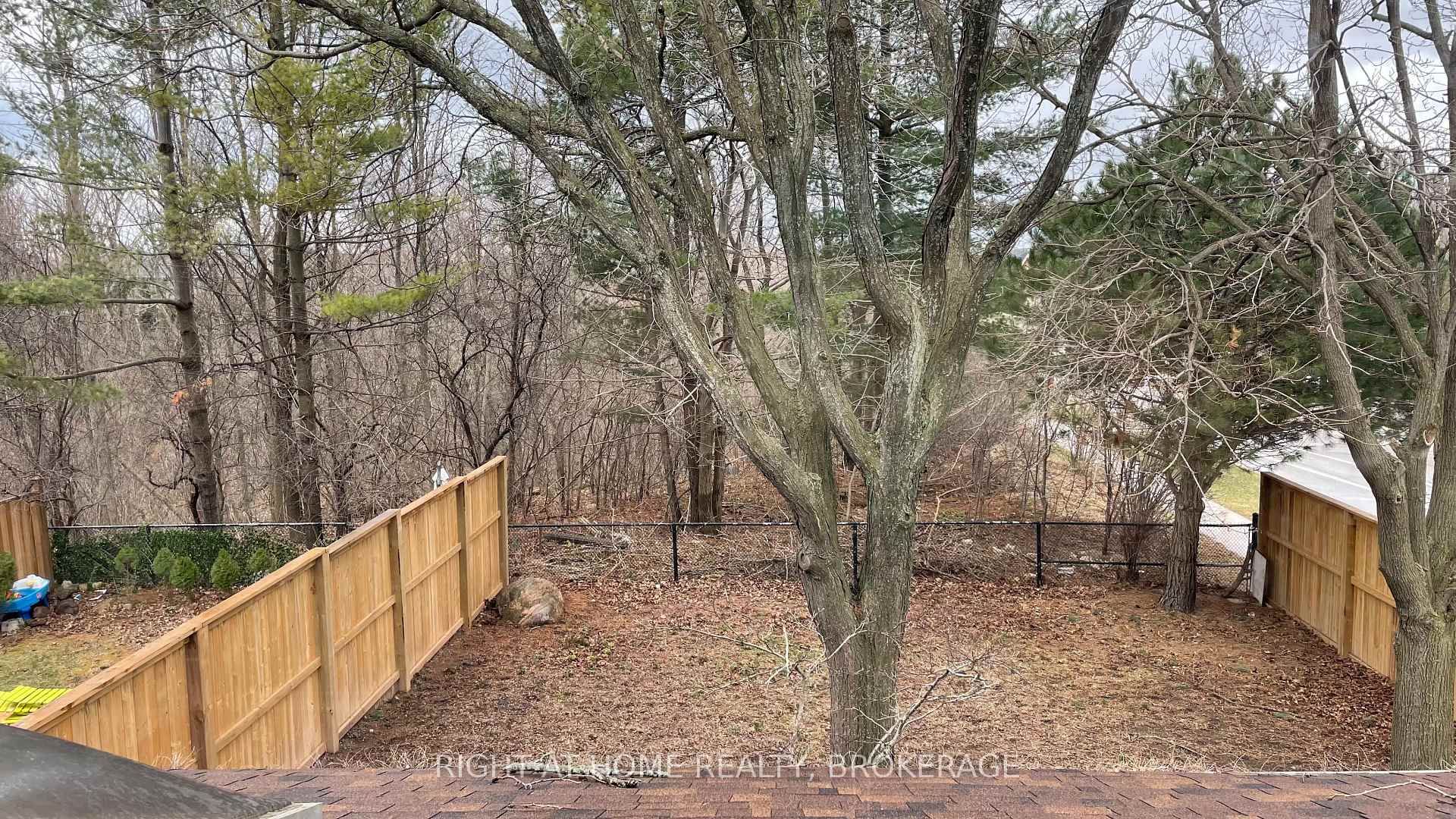 Photo 20 of 1207 Potters Wheel Crescent, Oakville, Glen Abbey — HOMEH