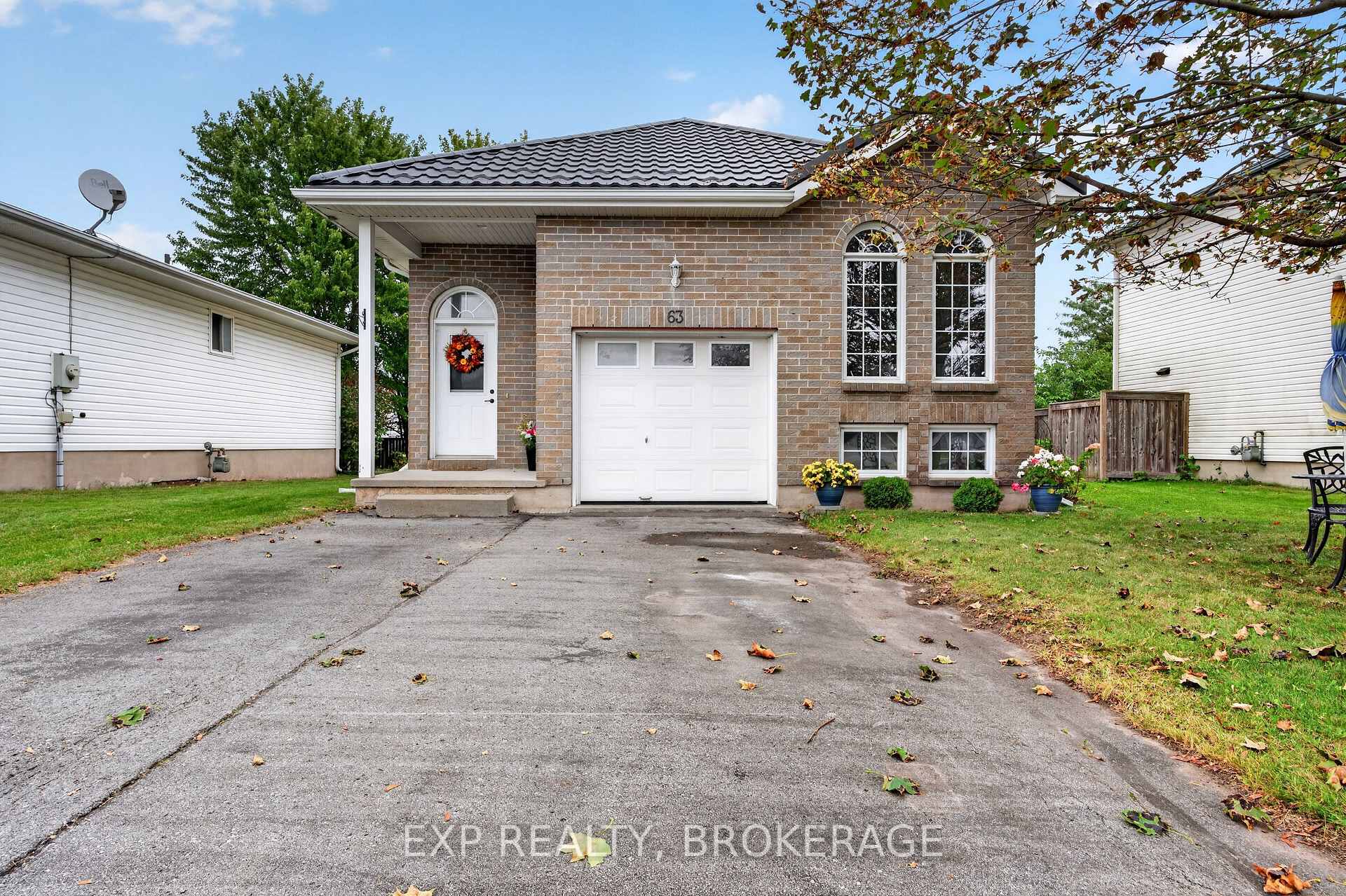 Photo 1 of 63 Speers Boulevard, Loyalist, Amherstview — HOMEH