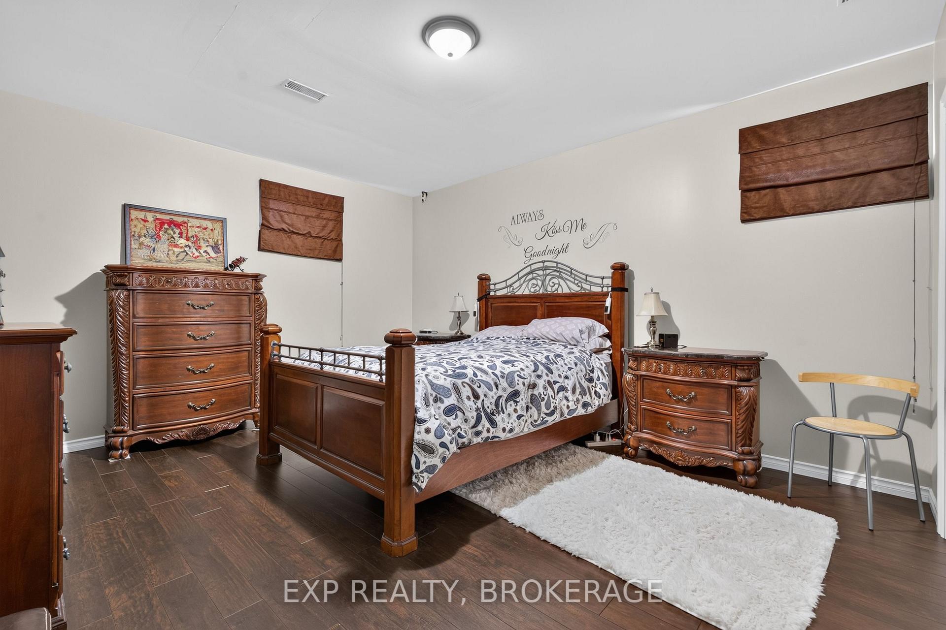 Photo 31 of 63 Speers Boulevard, Loyalist, Amherstview — HOMEH