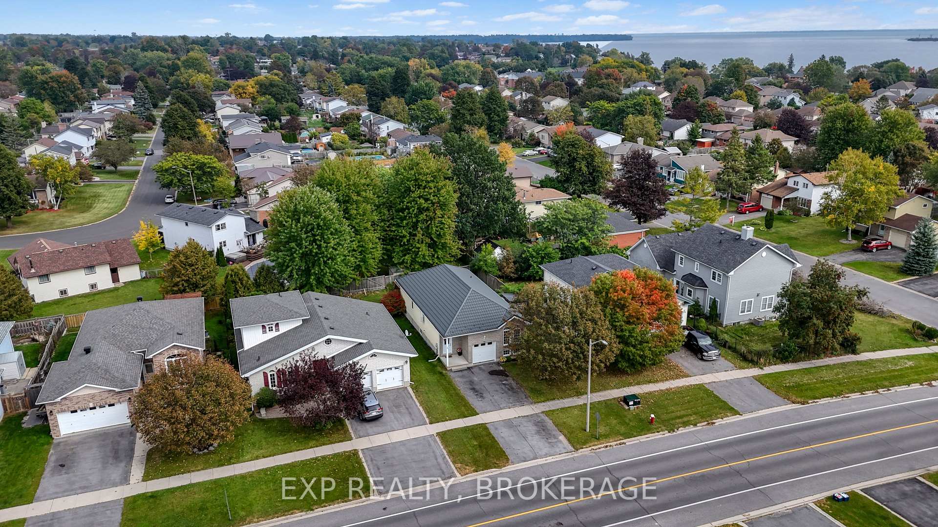 Photo 45 of 63 Speers Boulevard, Loyalist, Amherstview — HOMEH