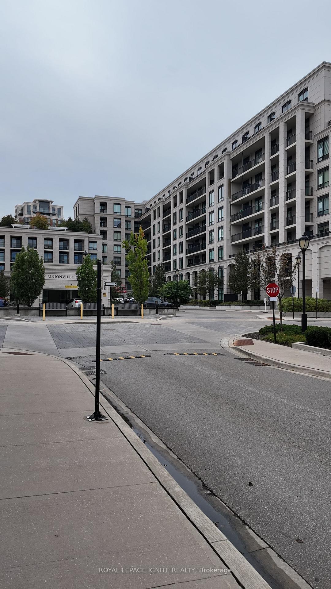 Photo 2 of Unit 728W, 268 Buchanan Drive, Markham, Unionville — HOMEH