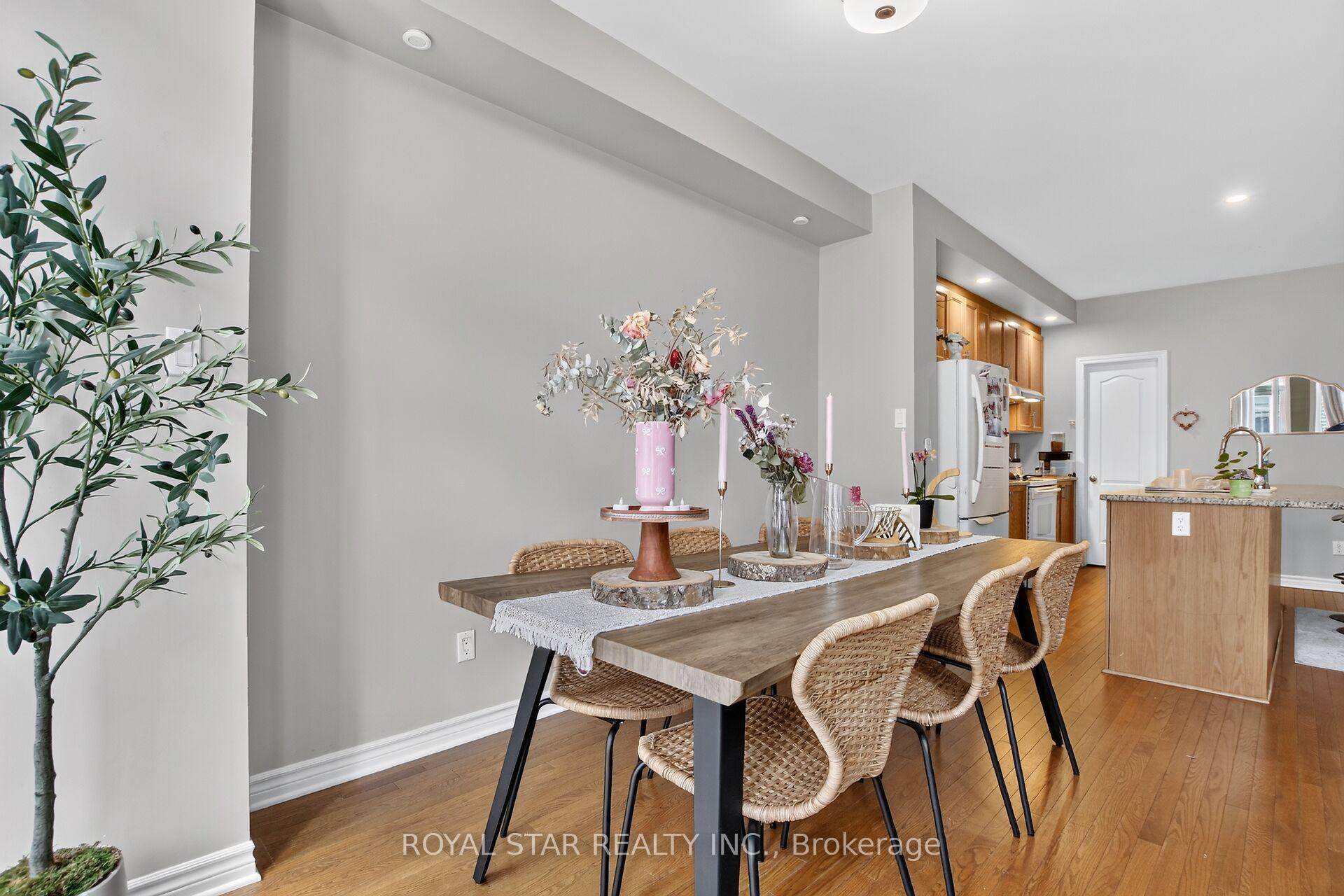 Photo 9 of 105 Eric Maloney Way, Ottawa, Blossom Park/Kemp Park/Findlay Creek — HOMEH