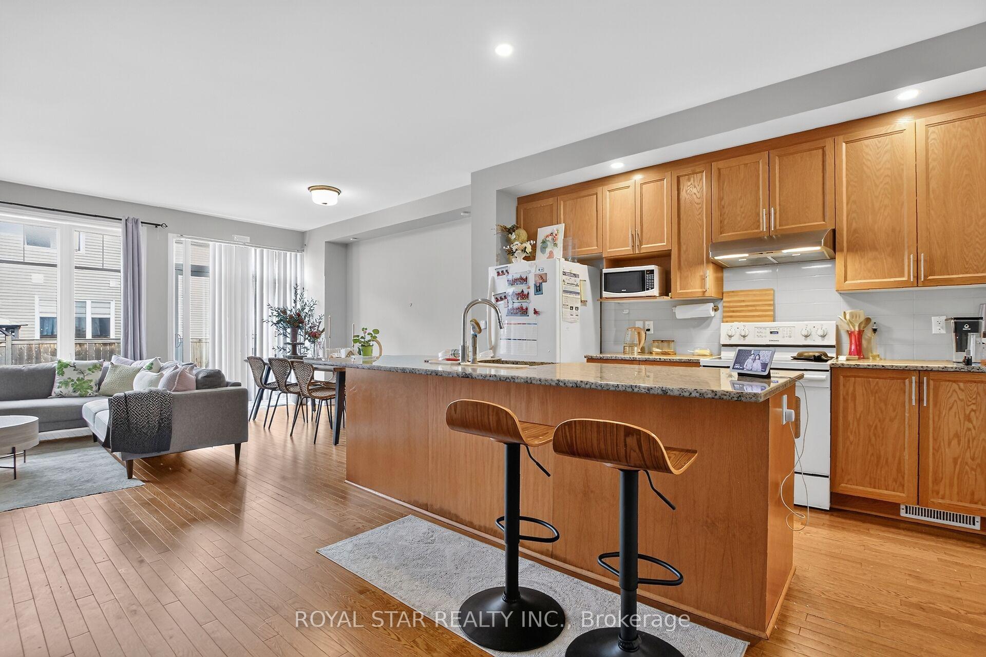 Photo 18 of 105 Eric Maloney Way, Ottawa, Blossom Park/Kemp Park/Findlay Creek — HOMEH