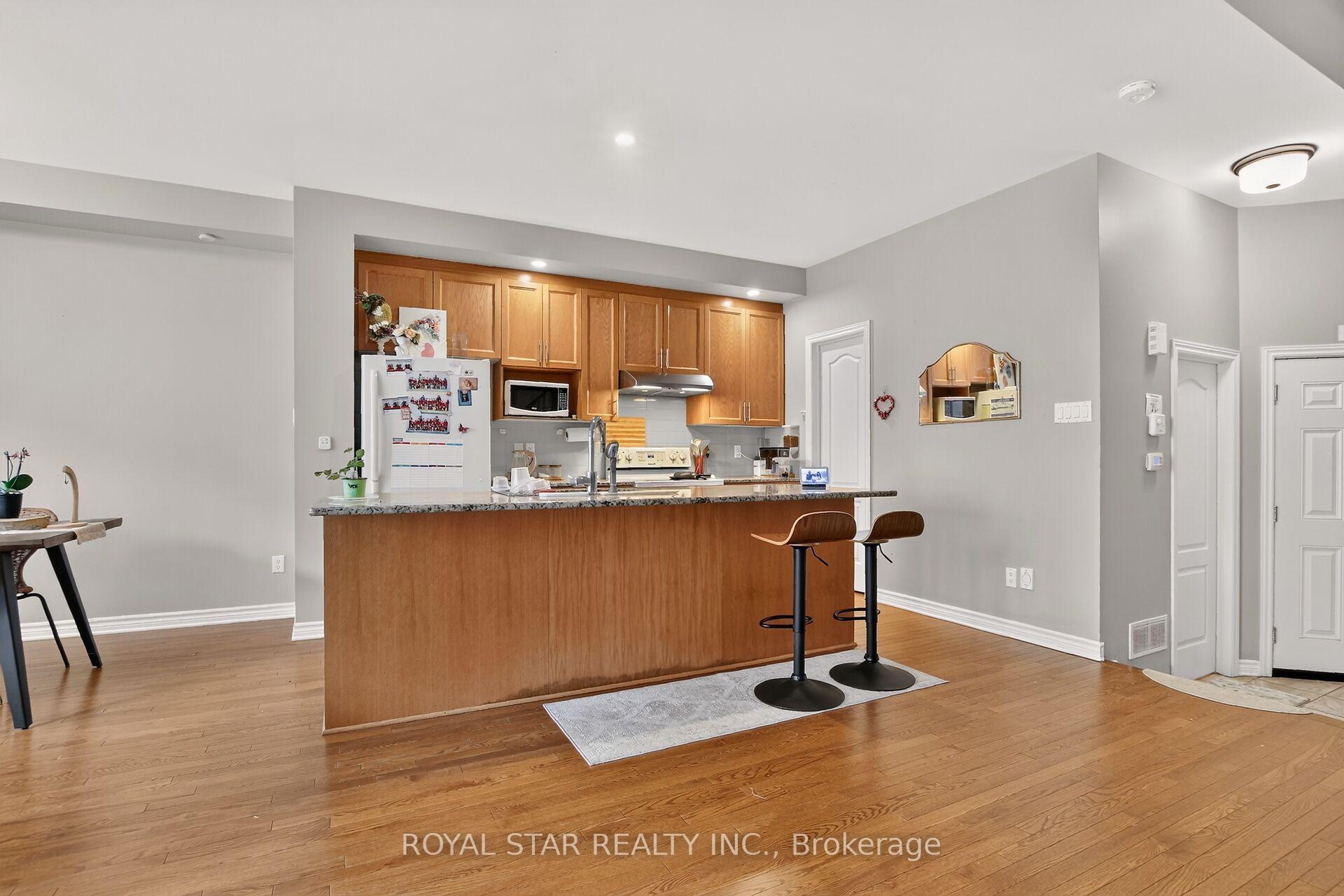Photo 19 of 105 Eric Maloney Way, Ottawa, Blossom Park/Kemp Park/Findlay Creek — HOMEH