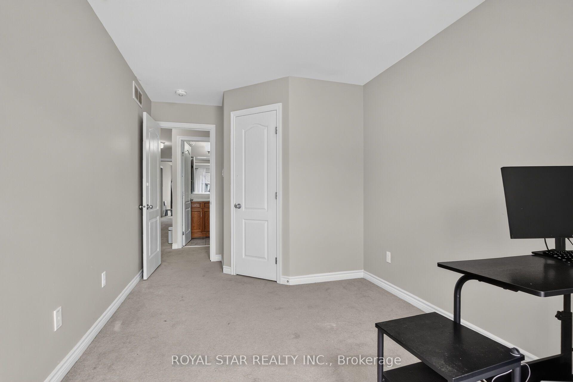 Photo 39 of 105 Eric Maloney Way, Ottawa, Blossom Park/Kemp Park/Findlay Creek — HOMEH