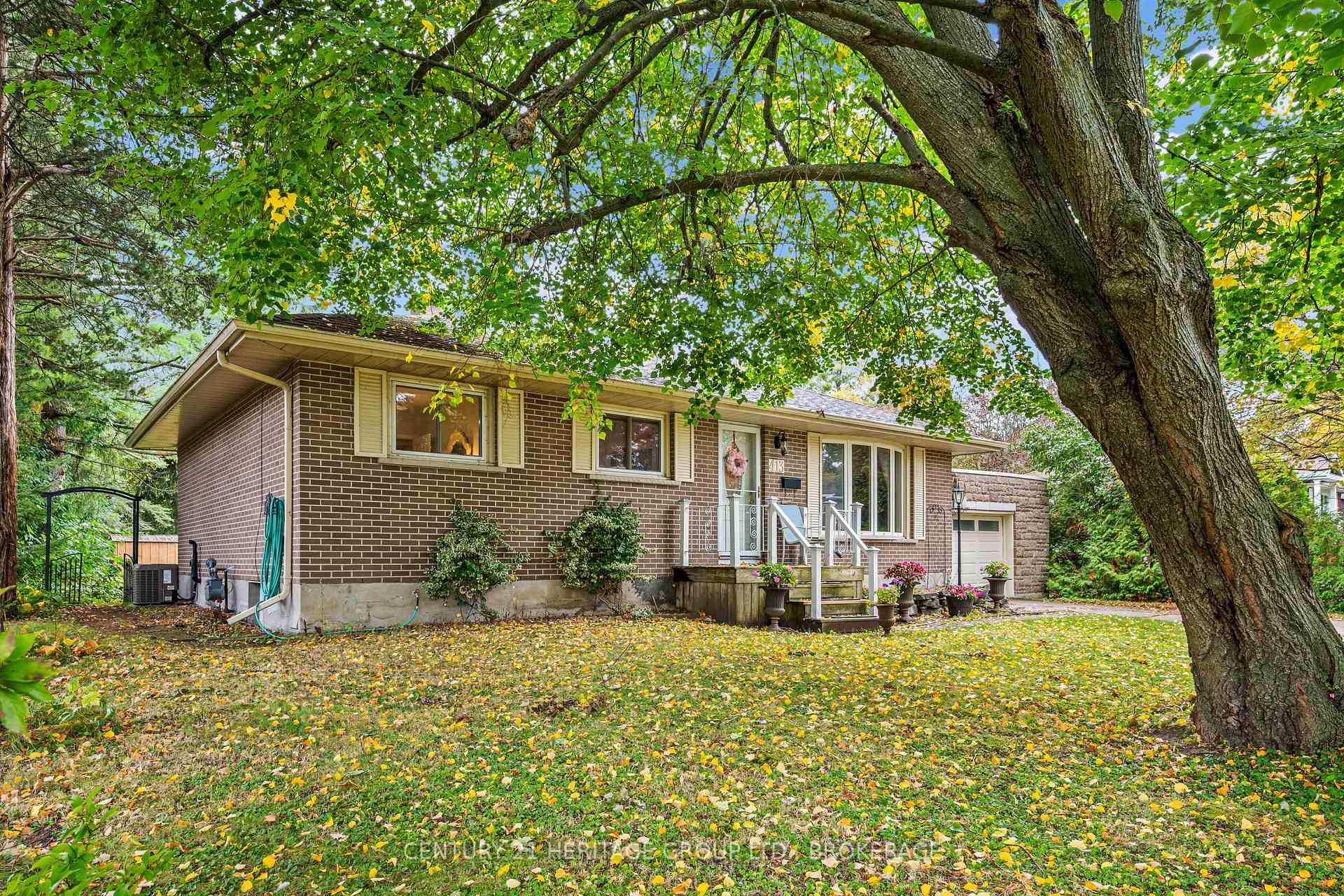 Photo 3 of 413 Maple Ridge Drive, Kingston, South of Taylor-Kidd Blvd — HOMEH