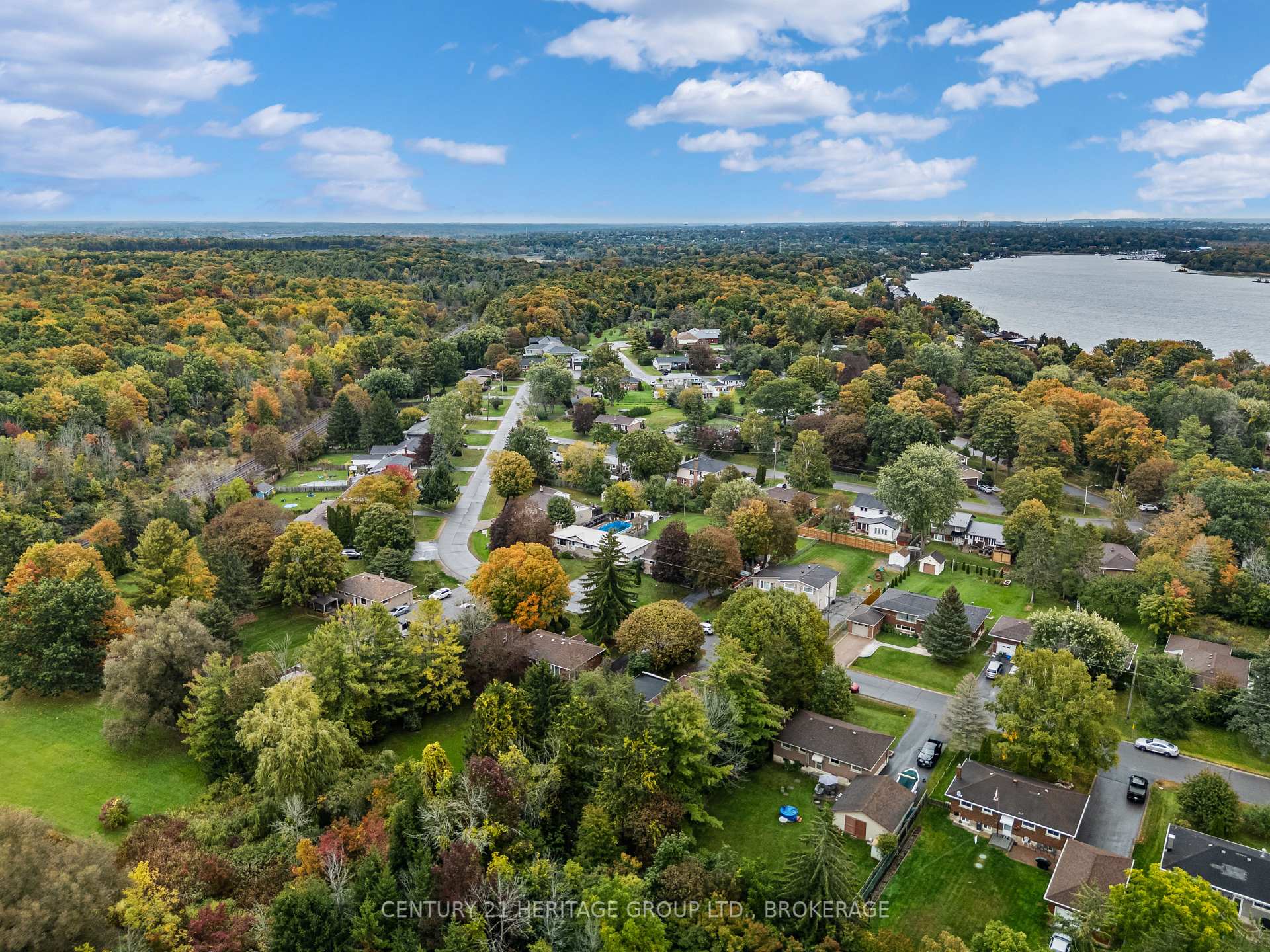 Photo 44 of 413 Maple Ridge Drive, Kingston, South of Taylor-Kidd Blvd — HOMEH