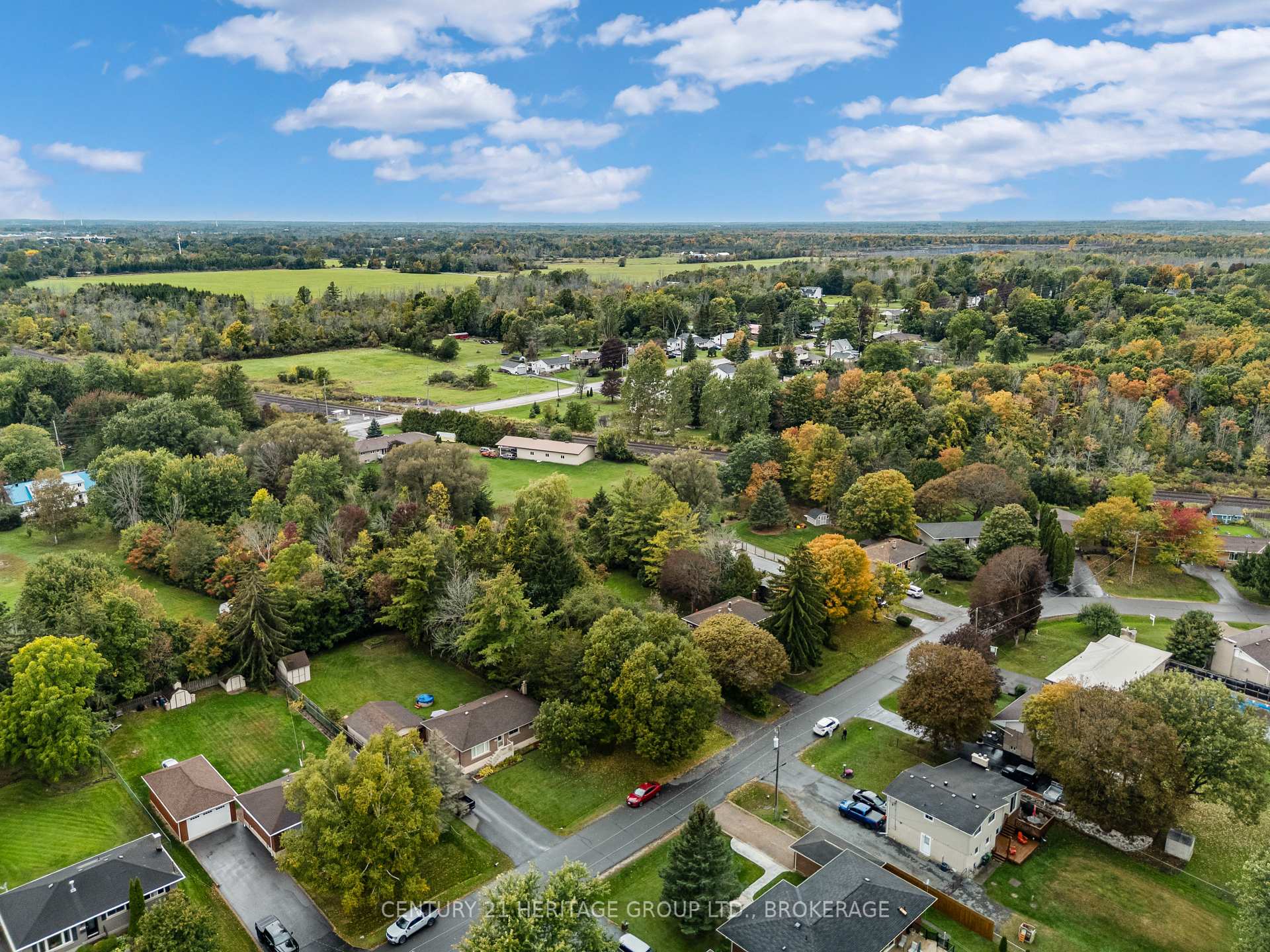 Photo 45 of 413 Maple Ridge Drive, Kingston, South of Taylor-Kidd Blvd — HOMEH